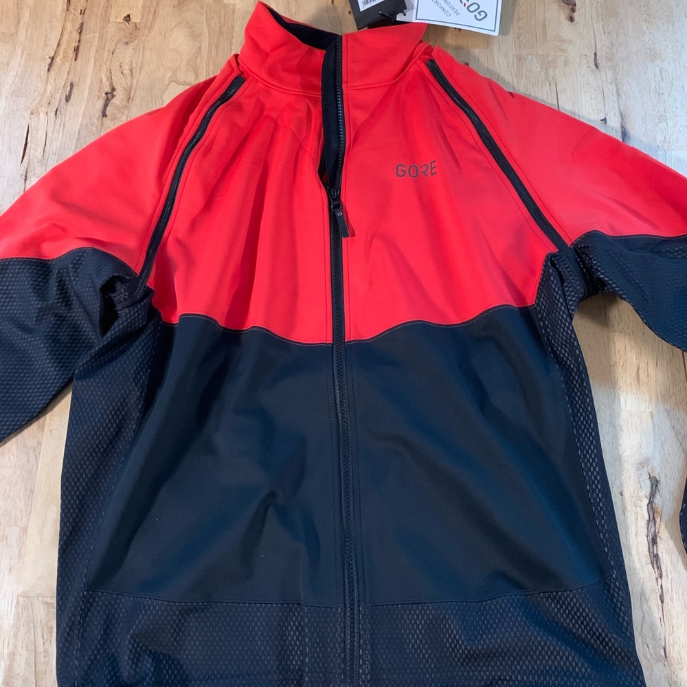 New With Tags Gore Cycling Jacket
